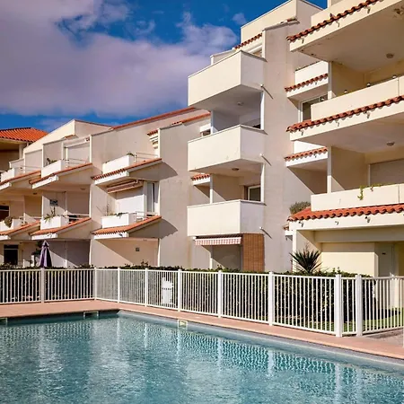 Vue Piscine Privee - La Coulee Douce *